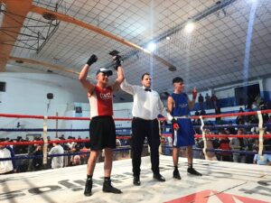 boxeo: Gastón reyes se quedó con la victoria en el primer festival del año