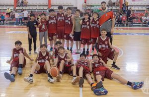 Huracán de Trelew gritó campeón del torneo Clausura U12 de la ABECH.