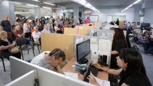 Hasta fines de enero se mantendrá el pago adelantado de impuestos.