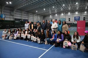 Se realizó el acto inaugural del W15 de tenis femenino en el Trelew Tennis Club.