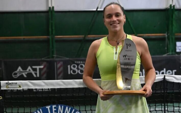 Martina Capurro le ganó en la final a Bosio y se quedó con la Copa Ciudad de Trelew.