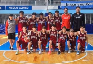 Huracán de Trelew viene de obtener el subcampeonato en la Copa Néstor Viola este 2025.