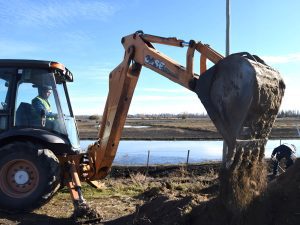 Se reactivó la obra de red de agua para zona de chacras.