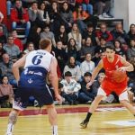 Brown ganó en Trelew y estiró la final del Apertura