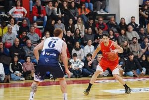 Brown ganó y forzó cuarto juego el viernes nuevamente en Trelew.