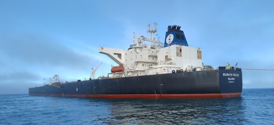 El buque tanque Seaways Pecos completó la carga de 50.000 barriles de petróleo.