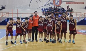 Huracán jugó dos partidos por el Federal el domingo, y el lunes tuvo que enfrentarse a Brown.
