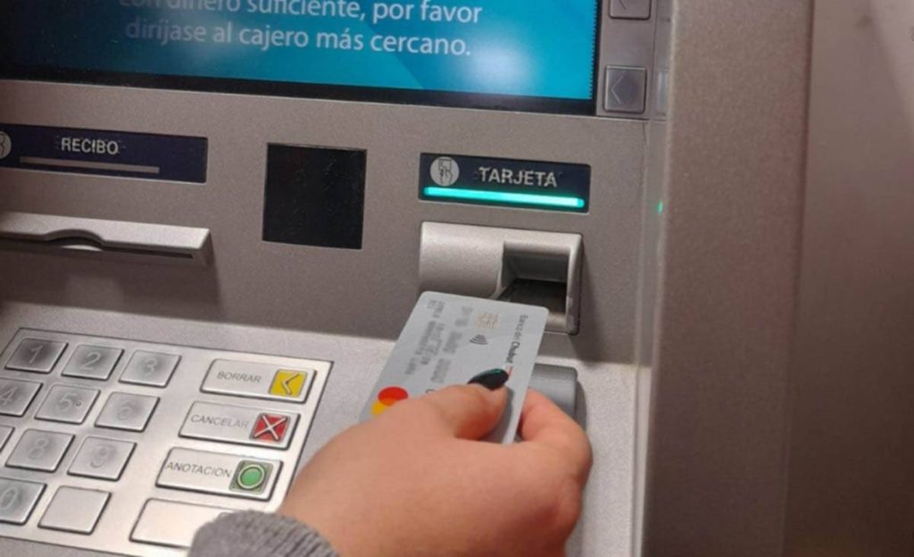 El martes se acreditan los sueldos de los empleados municipales.
